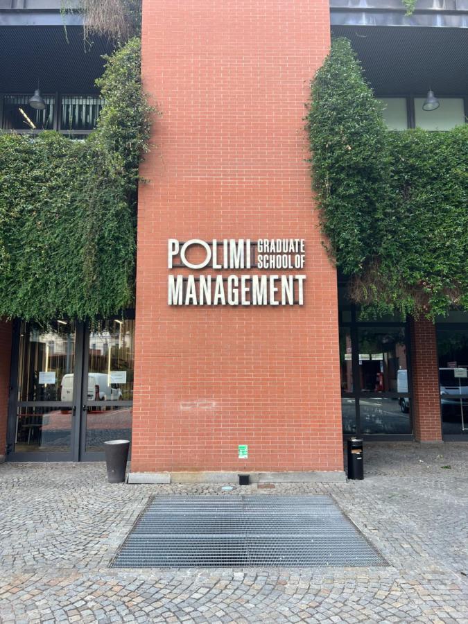 The Boutique Houses - In The Heart Of Navigli Milan Bagian luar foto